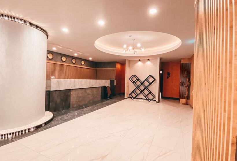 هتل Four Sides Bodrum Airport