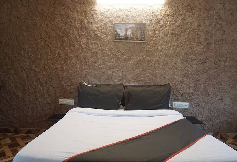 בית מלון כפרי Heritage Inn