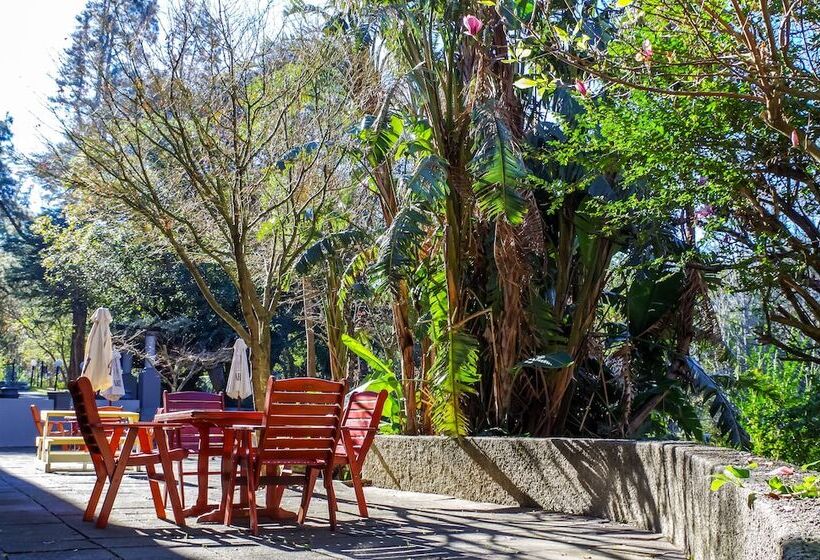 فندق Katberg Mountain Resort &