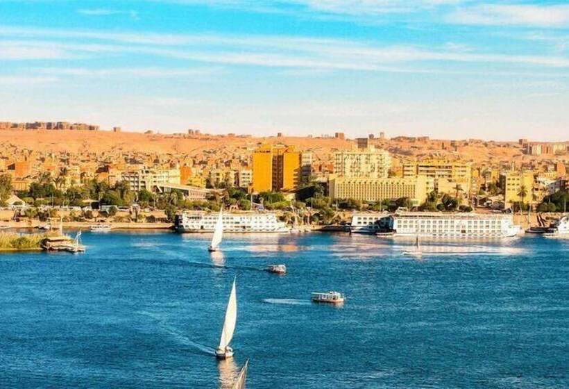 هتل Luxor Nile Cruises