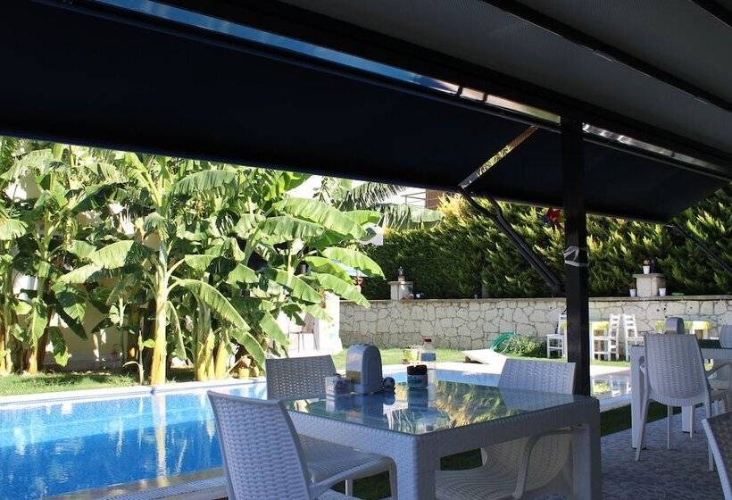 هتل Odabasi Su Alacati