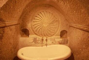 هتل Sarnich Cave Suites