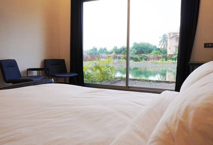 Отель Shanti Resorts
