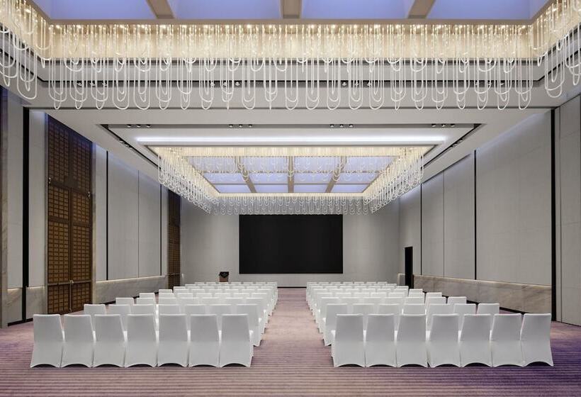 هتل Sheraton Chengdu Pidu