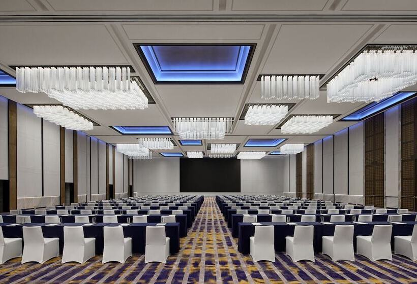 هتل Sheraton Chengdu Pidu
