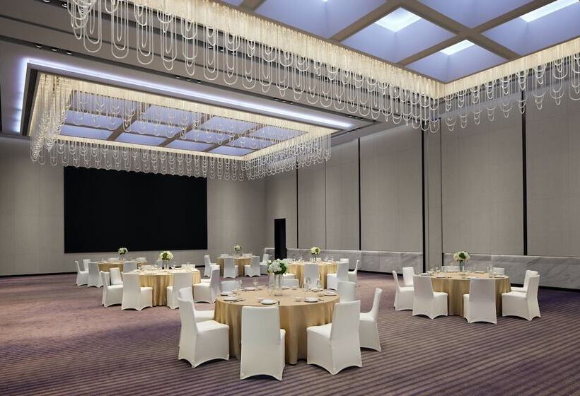 هتل Sheraton Chengdu Pidu