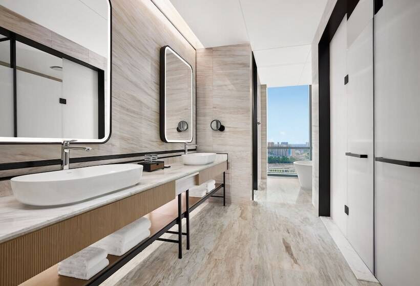 هتل Sheraton Chengdu Pidu