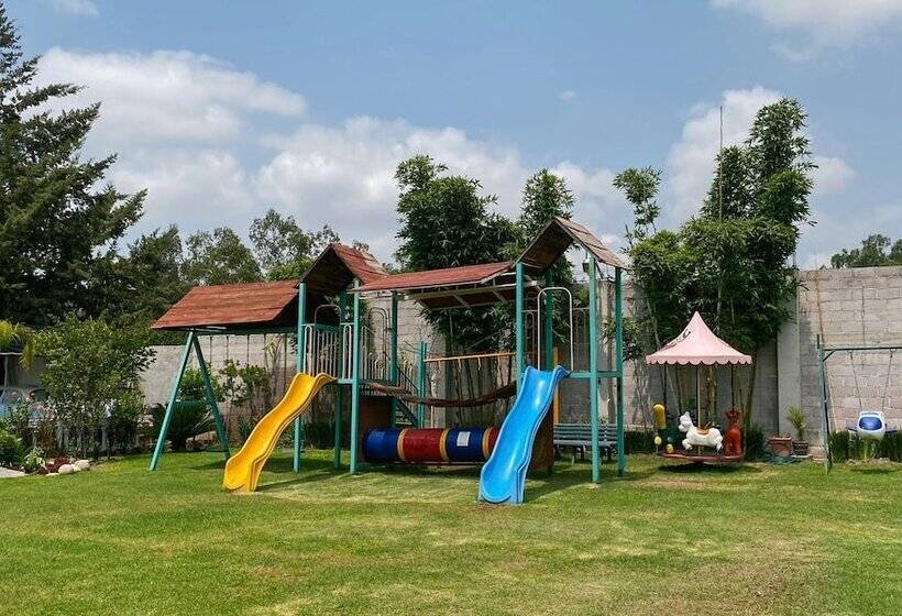 هتل Tonall Inn