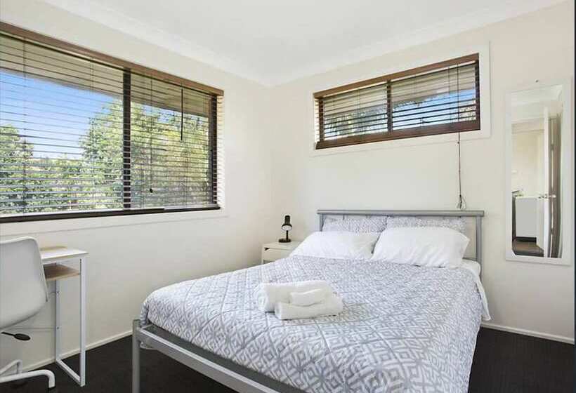 بنسيون Bright Private Room In Pleasant Ashmore