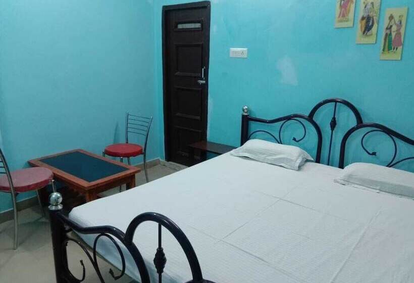 پانسیون Janardan Homestay Lucknow