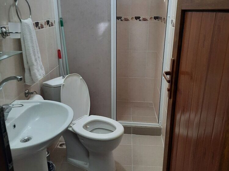 پانسیون Vama Konuk Evi