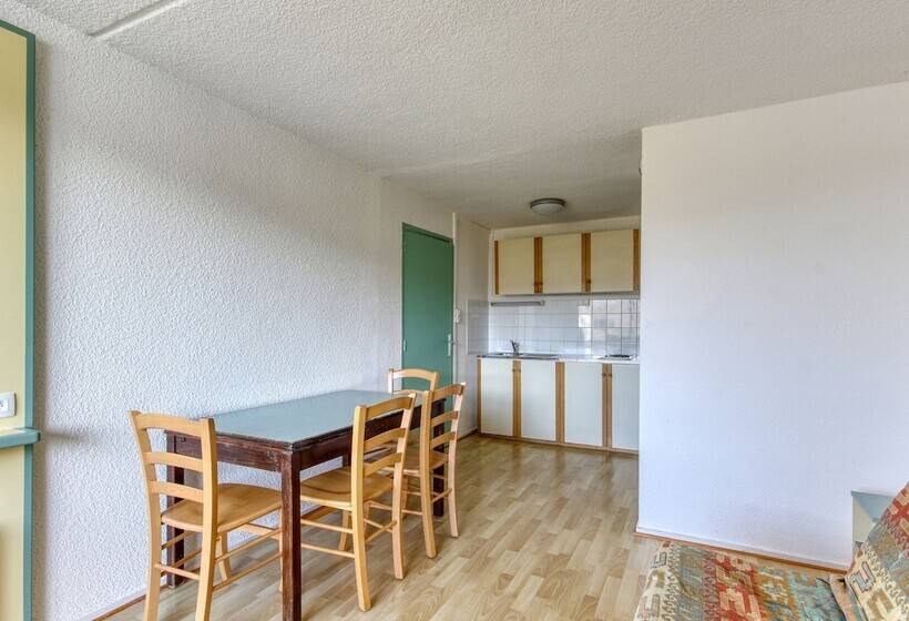 住所  Vacanceole  Le Domaine De Confolant