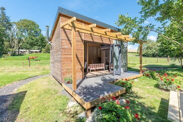 Sunset Cabins At The Oaks Woodland Retreat