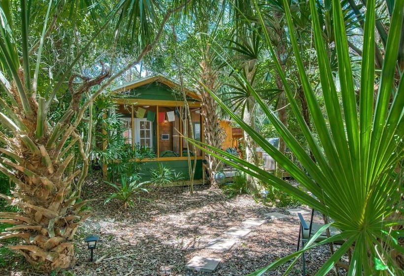 Tin Shed Revival Cabin