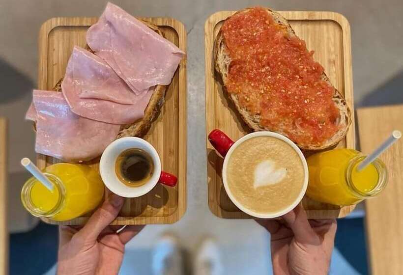 تختخواب و صبحانه Clink Rooms & Flats