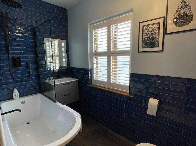 مبيت وإفطار Moorview House