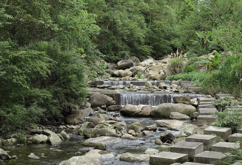 تختخواب و صبحانه Nanyang62