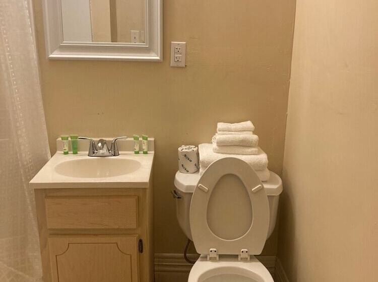 Grand Motel Inn And Suites Of Reform  Al