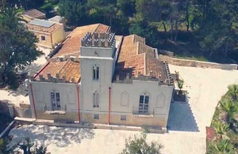 مسافرخانه Borgo Vita Novella