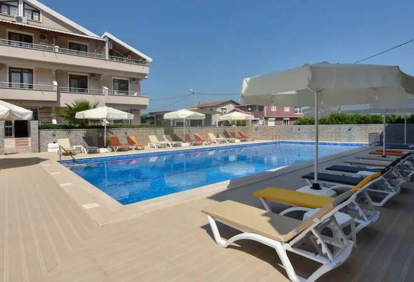 فندق Altinkum Tatil Konakları