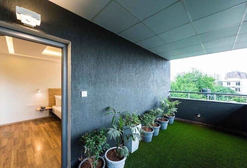 酒店 Dbr Suites