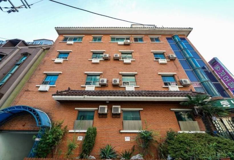 בית מלון כפרי Gimhae Buwon Dong Dongnam