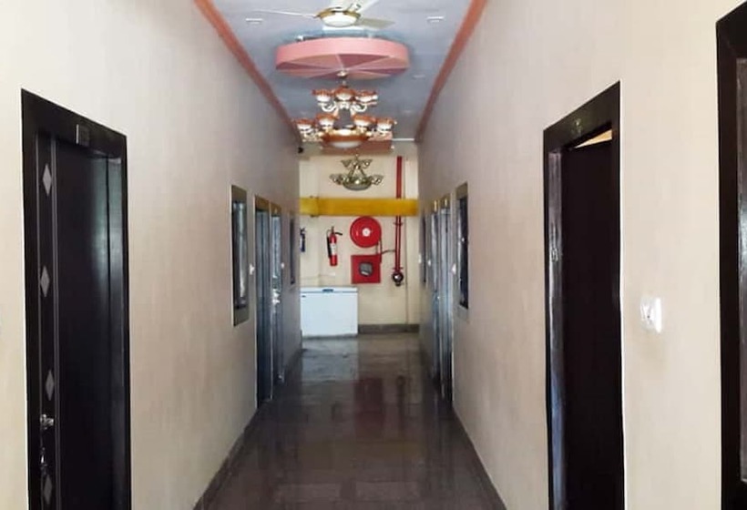 酒店 Goroomgo Maatu Shri Guest House Mathura