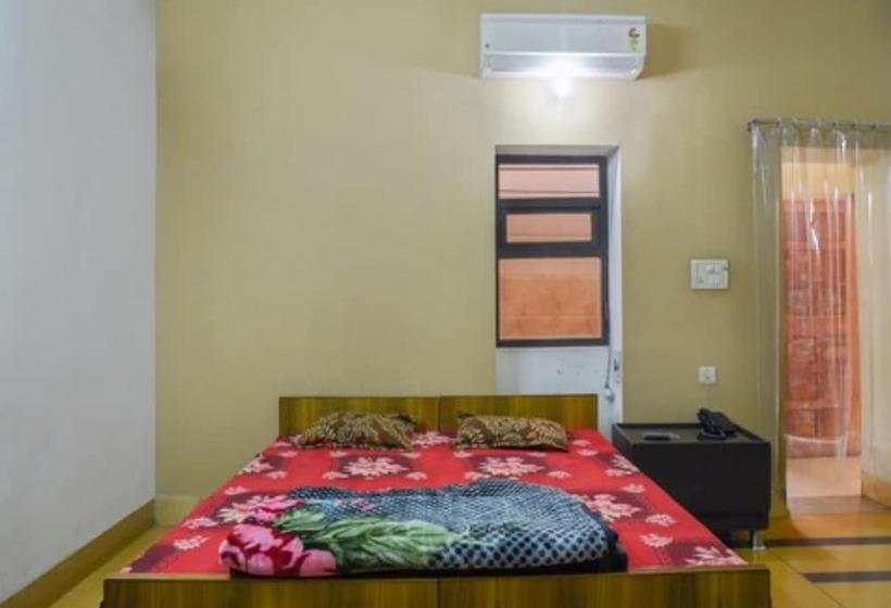 Отель Goroomgo Polo Inn Jodhpur