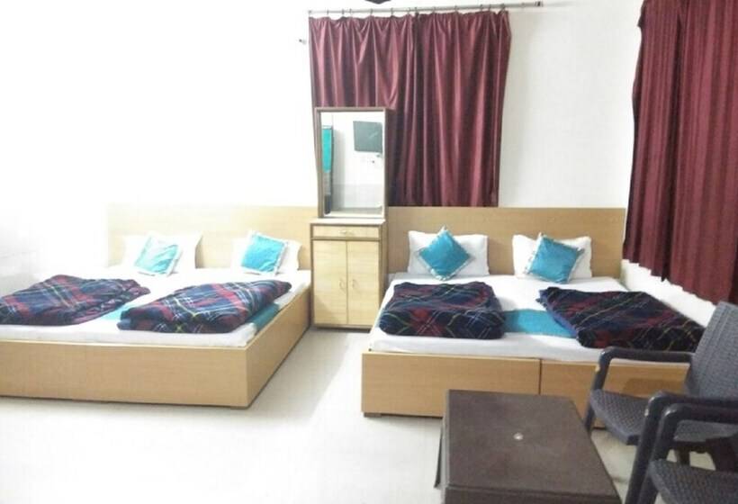 בית מלון כפרי Goroomgo Tourist Home Rishikesh