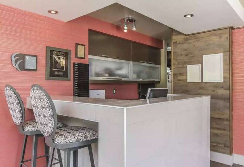هتل Hôtel Le 625