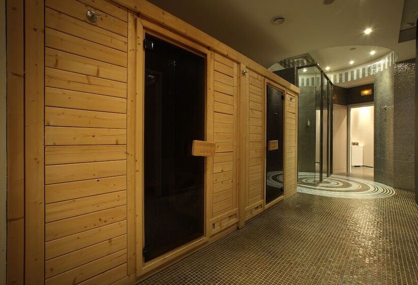 هتل Hôtel Le Lana