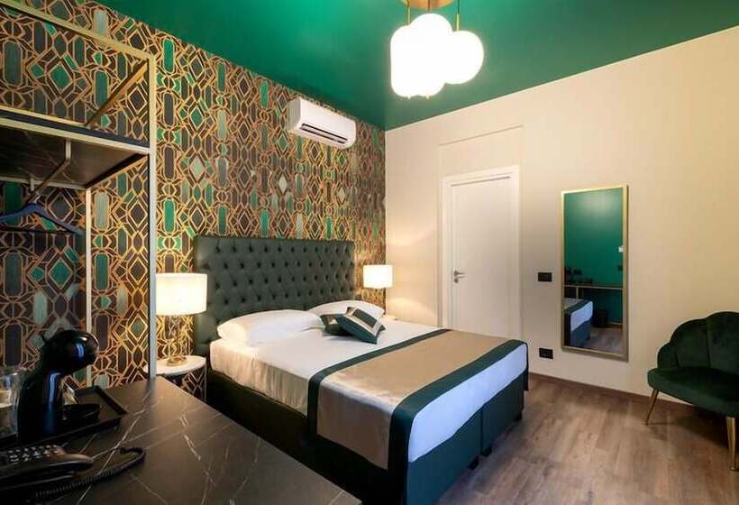 هتل The Time Home&