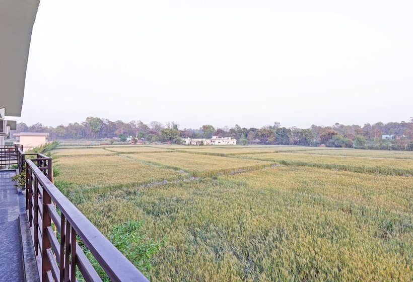 هتل Treebo Kaira Resort With Pool View, 5 Km From Jim Corbett Jungle Safari