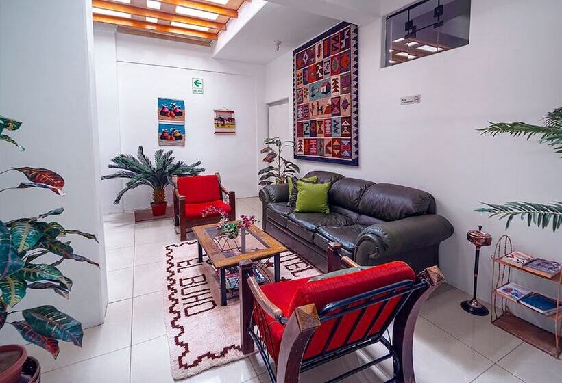 Kaaro Hotel El Buho