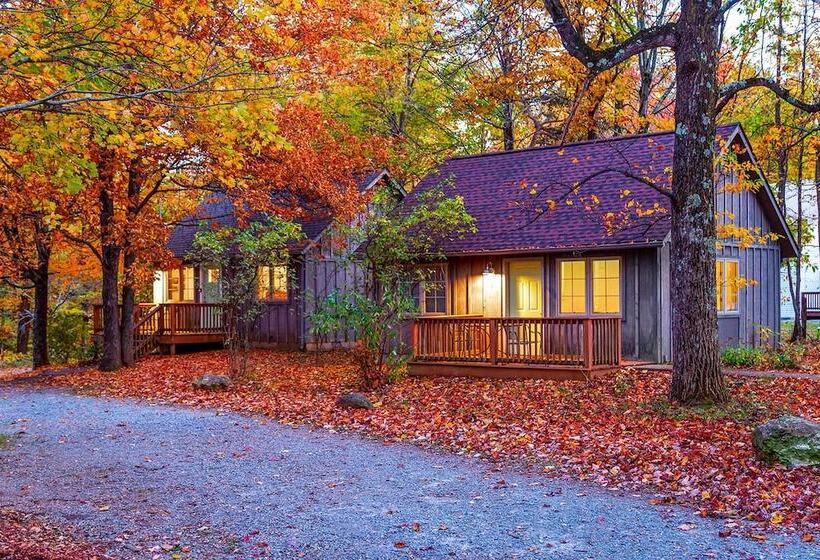 Love Ridge Mountain Lodging