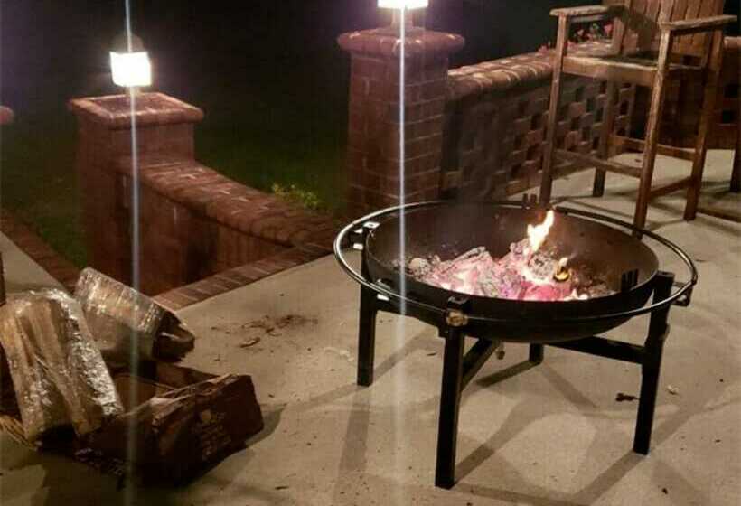 بنسيون Chateau Rouge