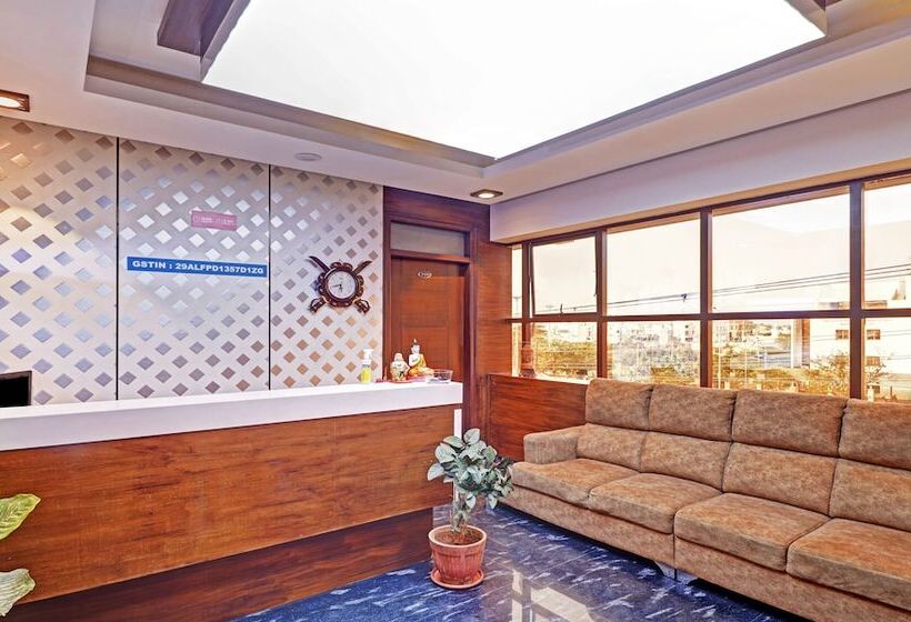 بنسيون Treebo Rj Residency