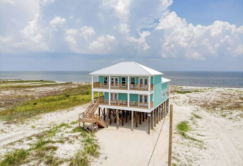 Salty Seahorse   Waterfront! Pet Friendly! Game Room, Pool Table, Beautiful Views   Room For The Who