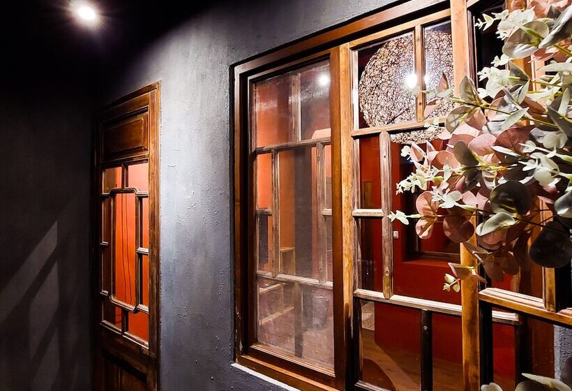 تختخواب و صبحانه Yile Yile