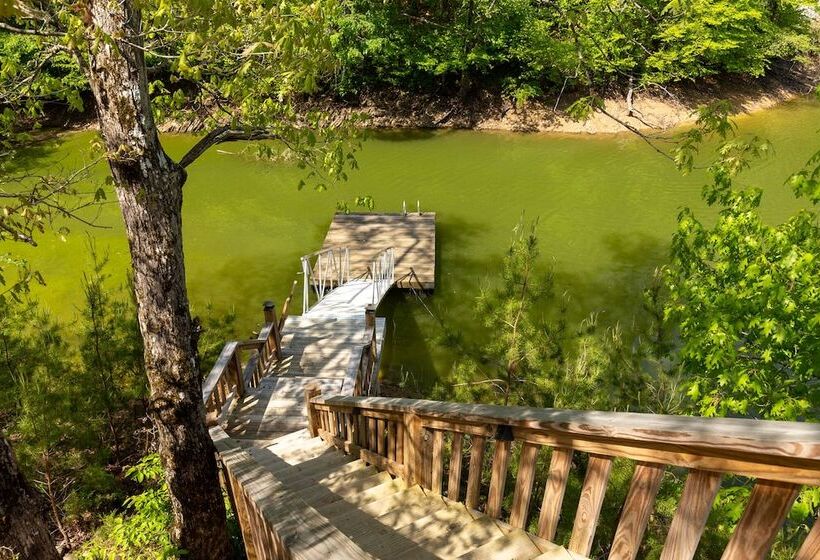 Country Oasis