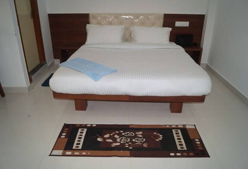 Hotel Bsk Deluxe Lodging