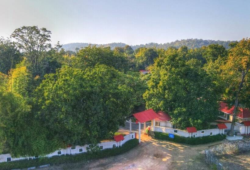 ホテル Bundela Bandhavgarh By Octave