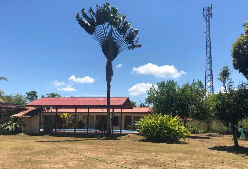 هتل Cocodrilo Sierpe
