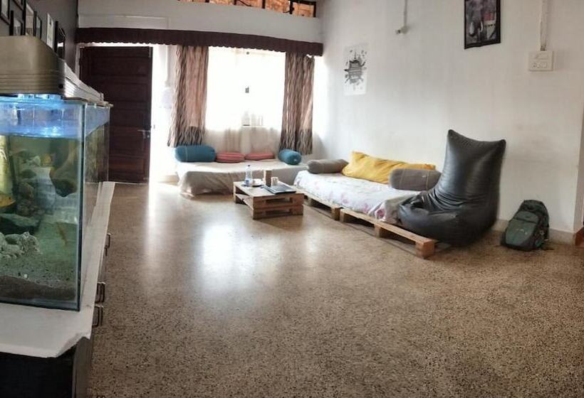 호텔 Goroomgo Monkey Mind Hostel Goa