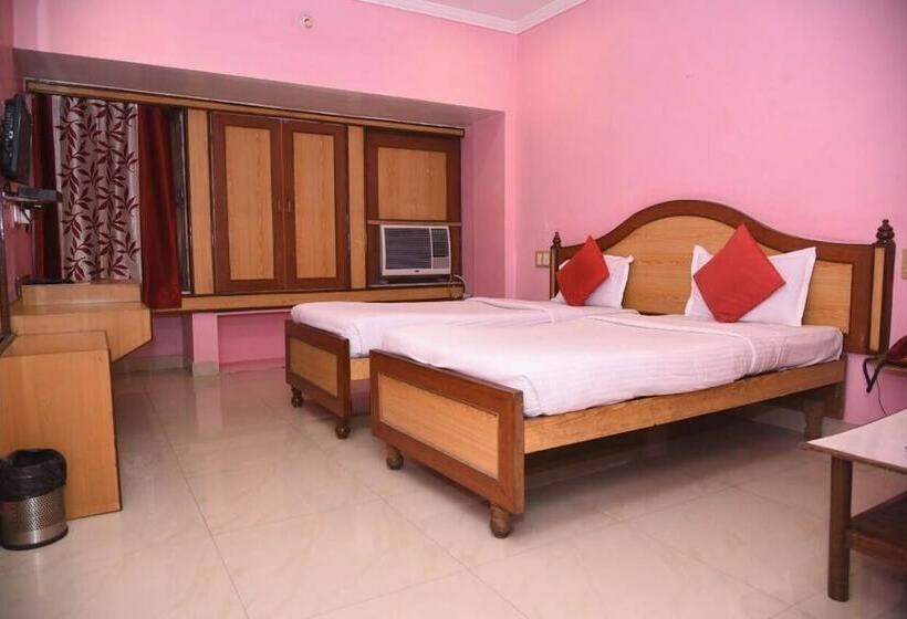 فندق Goroomgo Sharda Regency Raipur
