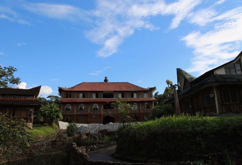 فندق Hosteria Hachacaspi