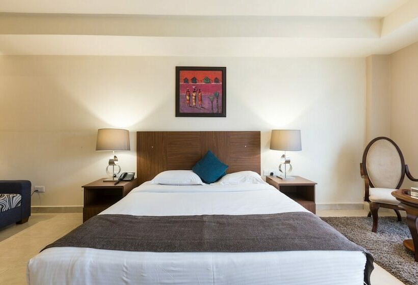 هتل Lodge By Eagles