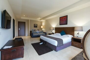 هتل Lodge By Eagles