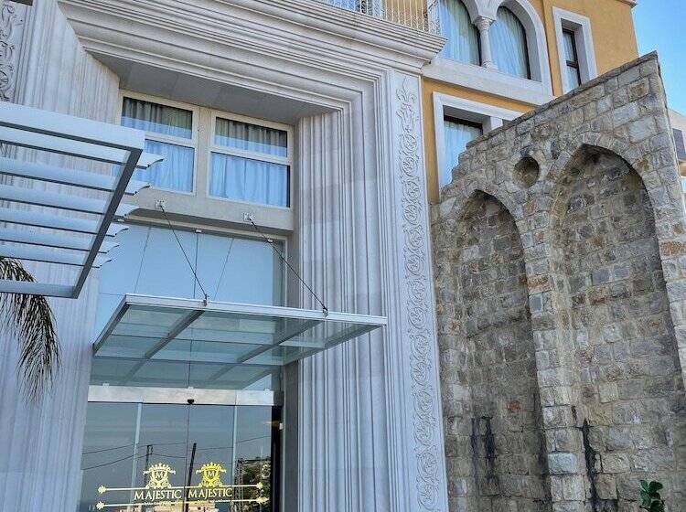 هتل Majestic Byblos Grand