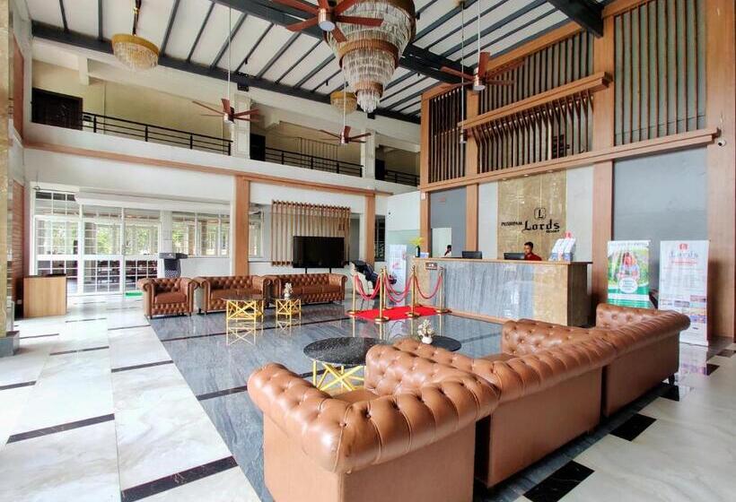 هتل Pushpam Lords Resort Karjat  Pure Veg